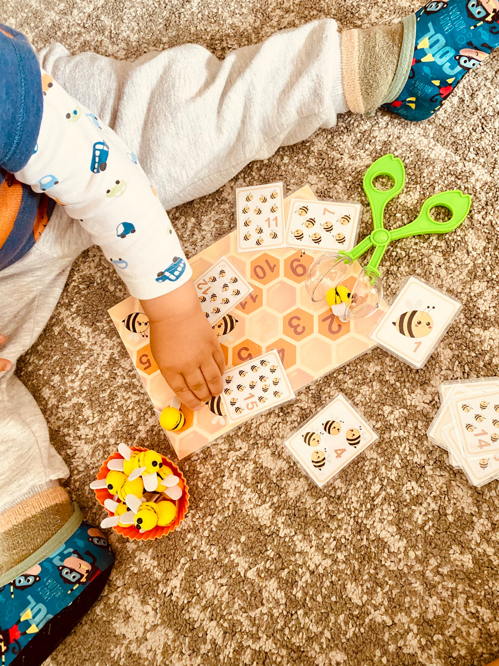 Juego sensorial: Atrapemos abejas!